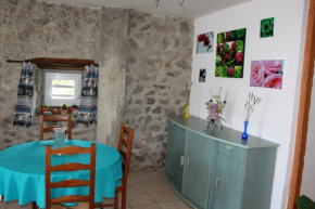 Maison de 2 chambres avec vue sur la ville piscine partagee et jardin amenage a Saint Priest